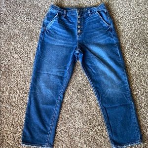American eagle size 8 mom jeans